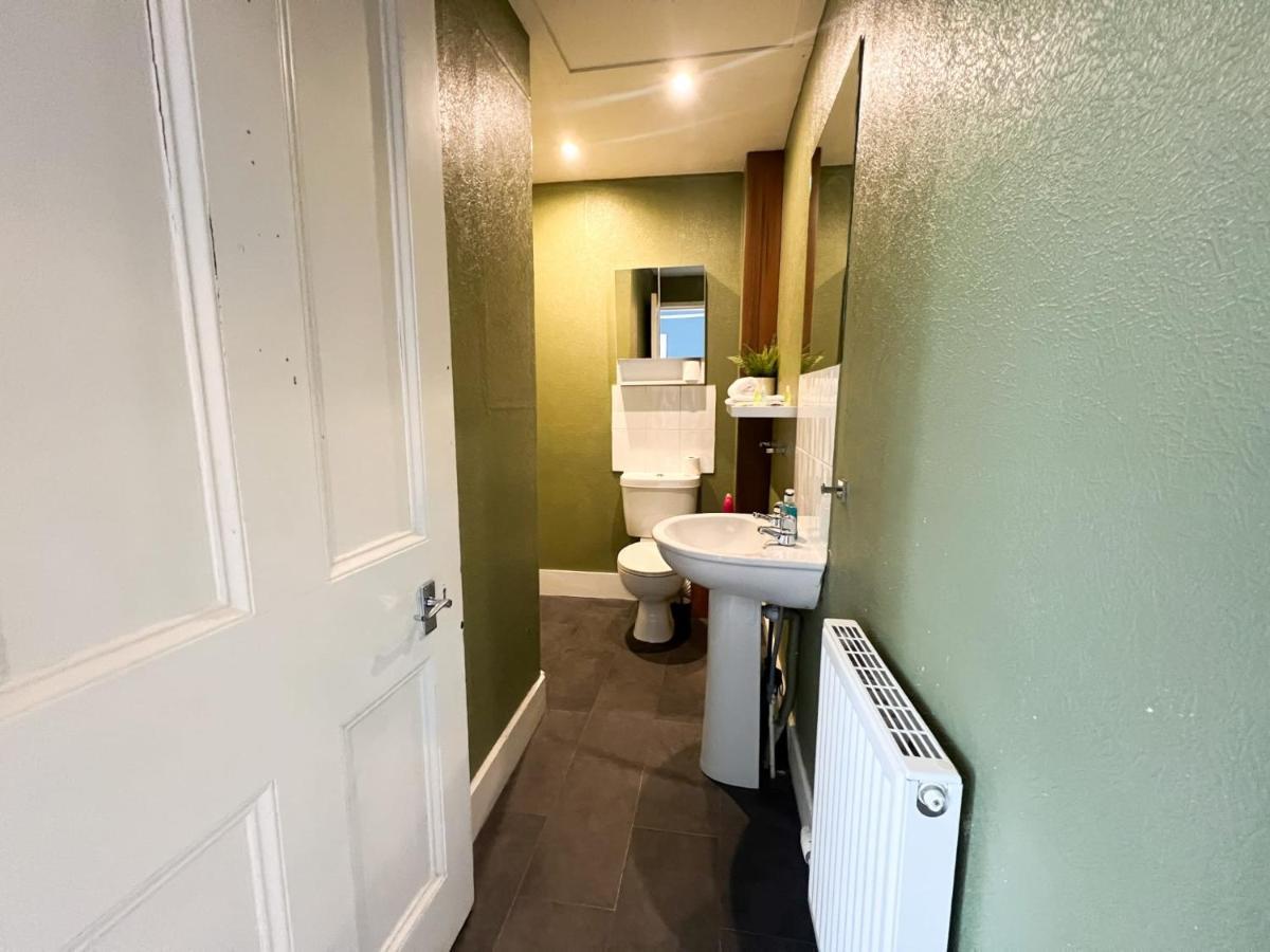 Cozy Studio Apartment Of Glasgows West End Kültér fotó